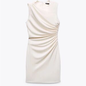 EUC Zara Women’s ivory cream Cinched gathered fitted Dress Size extra Small XS